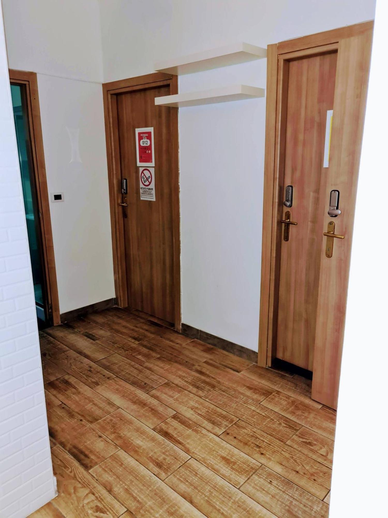 Europe Station Rooms Парма Екстер'єр фото